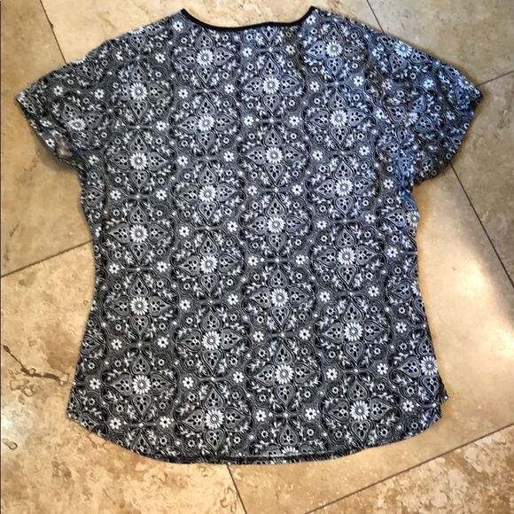 Los Angeles Rose Scrub Top Sz M - Picture 6 of 6